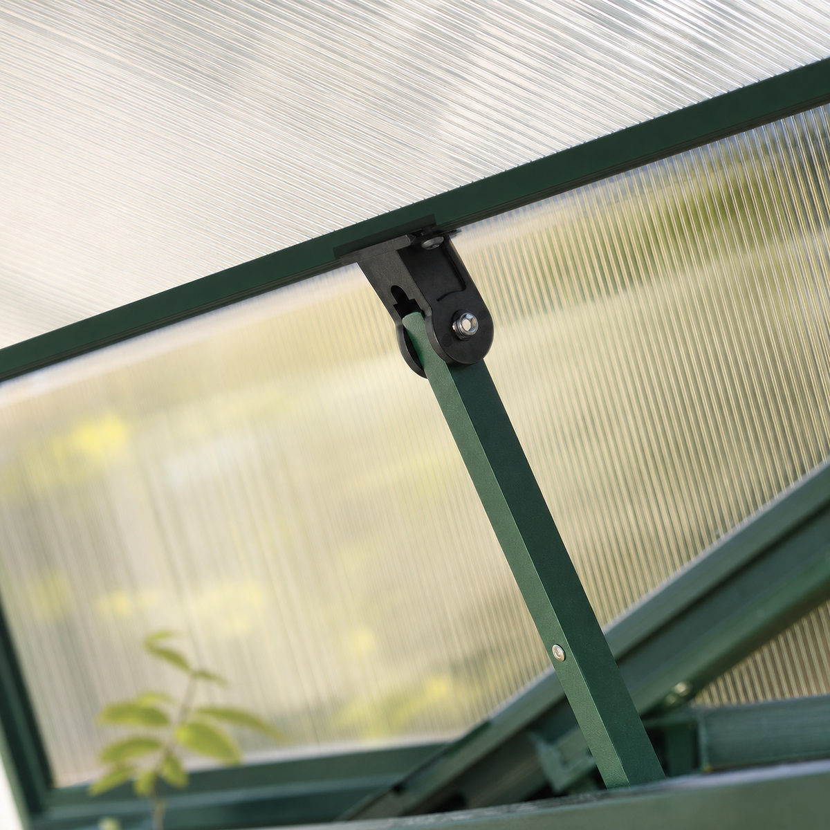 Serre de jardin verte 3,79 m² en  polycarbonate | Atelier Solarya